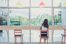 和男人没话聊？3招聊天撩汉术，轻松“聊”动他的心图片