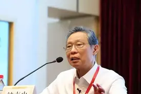 咳嗽最怕“这种果”，吃一个顶10碗雪梨汤，润喉止咳，提高免疫力图片