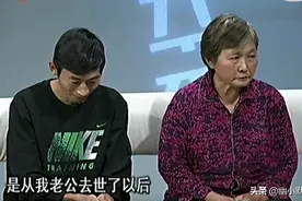 儿子找58岁女友，比亲妈还大3岁，婆婆：我喊她姐还是她喊我妈？图片
