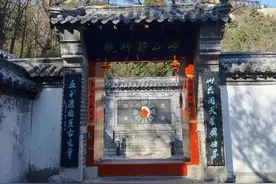 行走崂山之蔚竹观：叩门惊宿鸟，隔涧听流泉图片