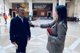 全国人大代表苟兴龙：建议学校定期开展心理测评，不仅针对学生，父母和教师也应纳入测评范围图片