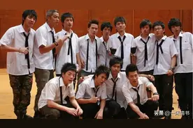 07届快男蘑菇屋合体，为何第13名的陆虎才是人生赢家图片