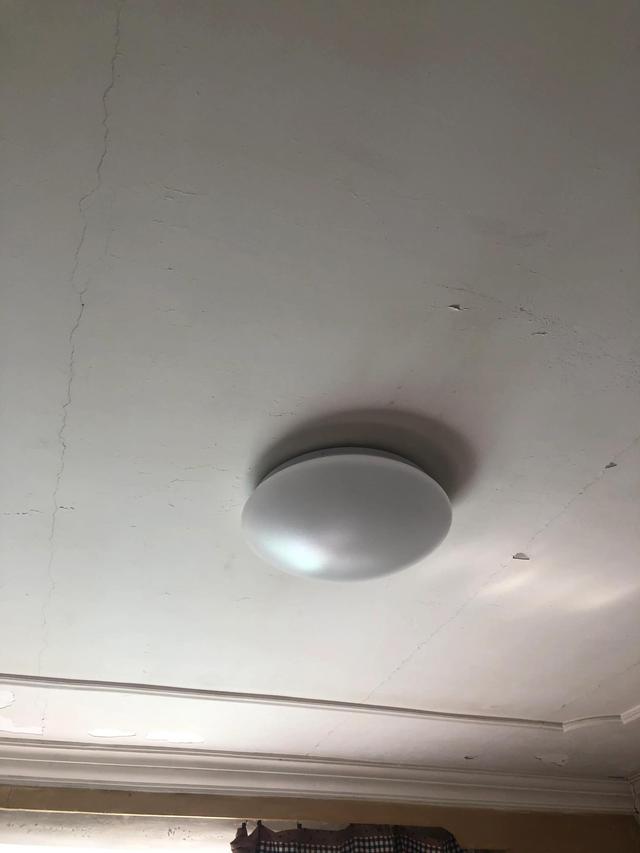 更换led吸顶灯作业