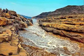 黄河成“悬河”，高出地面10米，为何国家不清理河底的泥沙呢？图片