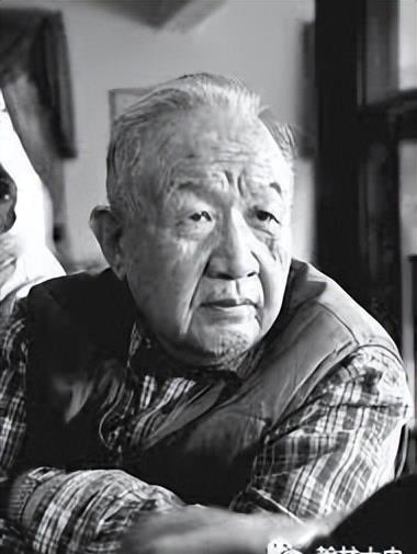 三秀才在秦城：关锋谩骂周总理，戚本禹善耍坏点子，王力精神失常