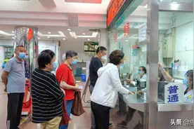 应急总医院成功实施一例双侧肾脏复杂肿瘤恶性病变患者的双侧肾部分切除术图片