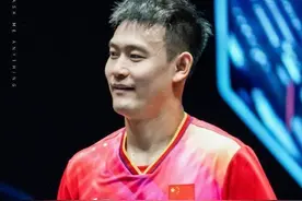 侮辱性极强!邓亚萍被问刘丁硕一脸懵:是乒乓球运动员吗?图片