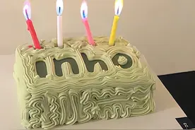 晒吃蛋糕的可爱说说图片