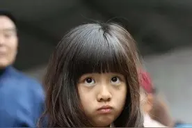 周杰伦女儿给圣诞老人写信？瀚霖索要妹妹，嗯哼外号肚脐眼？图片