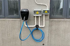 安装充电桩有哪些注意事项，怎么布线充电快，哪些需要收费图片