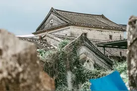 地铁3号线的尽头，一个认不出是深圳的烟火角落图片