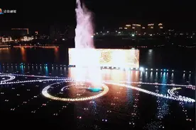 （视频）东湖音乐喷泉灯光秀，点亮太原清徐夜！图片
