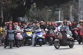 秋冬季来临，电动车安装挡风被受处罚？交警：这种可以用图片