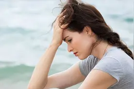 为什么女性私处会“痉挛”？医生：3种常见诱因需认清图片