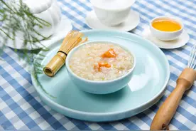 晚上把米和水提前泡好，定时熬粥，对身体有害吗？图片