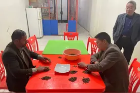 #阿富汗中国城#松子。签证。物流图片