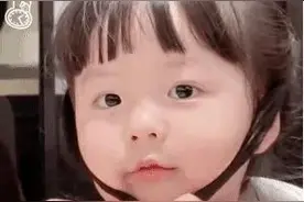 可爱搞笑的表情包：出来聊天，别躲在里面不出声图片