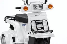 外卖利器家用轻型载货摩托车，本田不倒翁图片