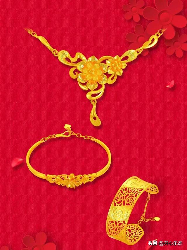 黄金龙凤手镯是传统的中式结婚饰物,有龙凤呈祥之意,所以最好是"一对
