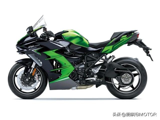 川崎发布2023款 H2街车 、H2旅行版和ZX-10R KRT版本