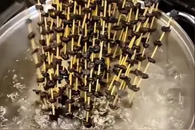 国外博主的“邪门食谱”网友看得血压飙升，却总是忍不住啊图片