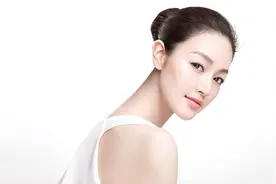 年过30，你还敢用快速美白产品？脸是白了，健康却毁了图片