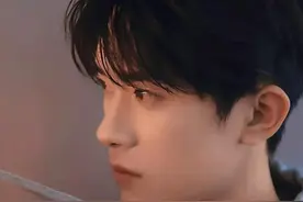 梨涡和酒窝并存的少年，怎能不让人心动/易烊千玺图片