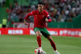 3-1到2-0！C罗轰18脚射门，进世界杯+夺欧国联小组第一，直呼伟大图片