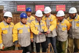 “中铁”员工陷入离职潮，现在年轻人怎么了？辛苦上岸却又离开图片