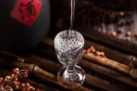 一瓶啤酒=多少白酒？两者是怎样换算的？哪种更容易喝醉？图片