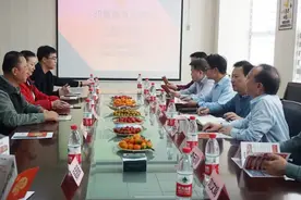 健康中国—广西农村投资集团及扶绥县人民政府领导团队到访菇大厨图片