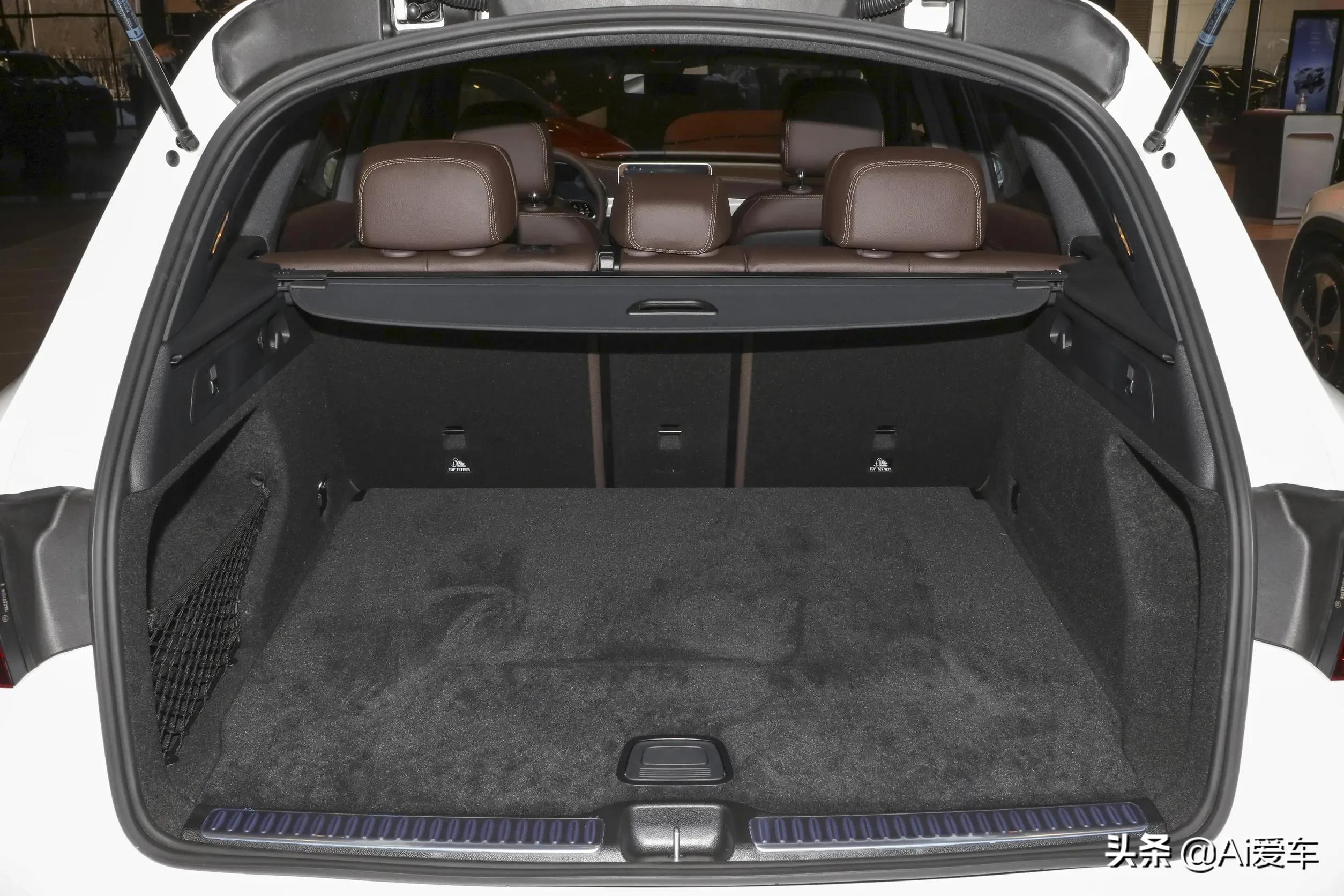 奔驰GLC 2022款 二次改款 GLC 260 L 4MATIC 动感_glc260豪华版使用说明_奔驰GLC 2022款 二次改款 GLC 260 L 4MATIC 动感型 参数