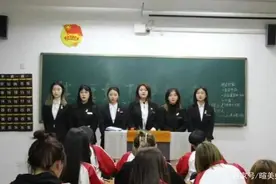 学生会“大姐姐”巡视宿舍，傲慢霸道态度暴露，学校回应了图片