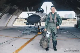 吹牛还是自信，台女飞行员称能击落解放军战机，IDF真有这么强？图片