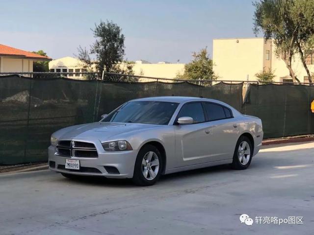 纯种美式肌肉 丨 平行进口的道奇“充电器”/Dodge Charger
