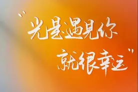 抖音很火的句子｜能轻易放下的那不是爱图片