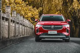 昂科威S对比探岳：不对性能做出妥协，环保和性能兼具的才是赢家图片