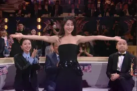 金鹰奖精彩瞬间！殷桃二度封后泪奔，雷佳音表情僵硬“变脸”神速图片