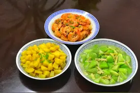 一家三口的晚餐，荤素三个菜，家常简单，花钱不多吃得健康图片