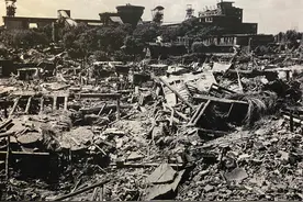 唐山地震15天后，矿工只身来到800多米的井下；黑暗中传来问候声图片