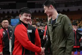 王励勤担任乒协主席，樊振东回归有望，对此副主席马龙早已表态图片