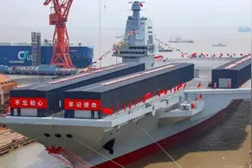 福建舰下水一年还没海试，算正常？对比“福特”号，结果一目了然图片
