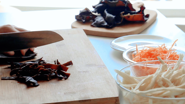 夏天多吃这种“菌菇”，富含人体所需8种氨基酸，营养价值极高