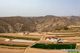 黄土高原上的春天图片