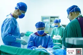 【有此医说】七旬老人“肩袖撕裂” 肩关节镜微创术显神通图片