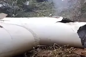 查清了！不明物体残骸坠落陕西村庄，不是外星飞船是我国的火箭图片