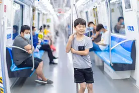 “14周岁以下儿童公交地铁免费”！ 这个省要求,9月底前执行到位图片