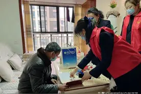 市不动产登记中心送“证”上门！将“窗口”服务开到百姓家图片