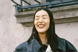 “丑”上热搜的秀场妆容，被普通人画出来居然这么好看？图片