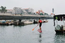 桨板运动在厦兴起！救援队提醒：酷炫也要注意安全图片